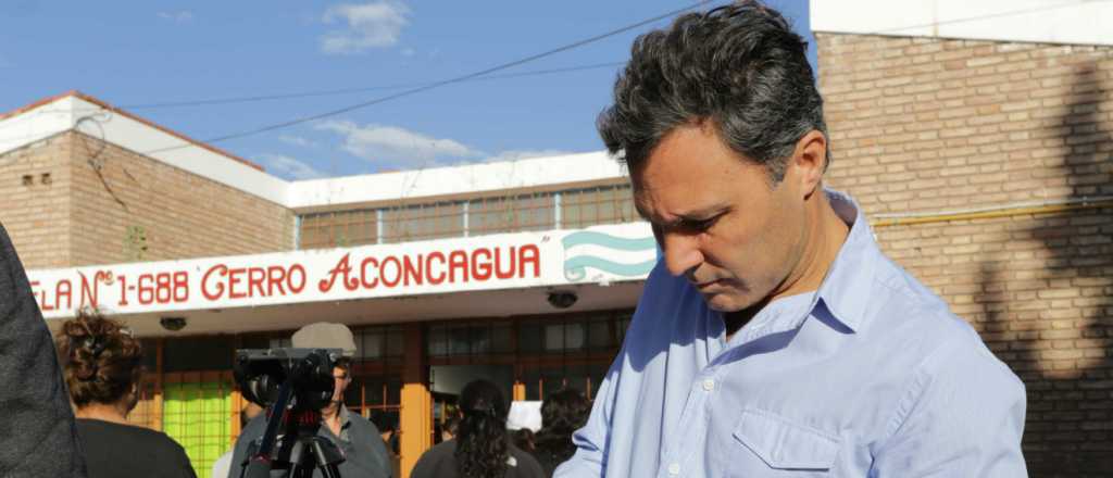 Ocho a&ntilde;os despu&eacute;s de ser ministro de Salud, renunci&oacute; Mat&iacute;as Roby