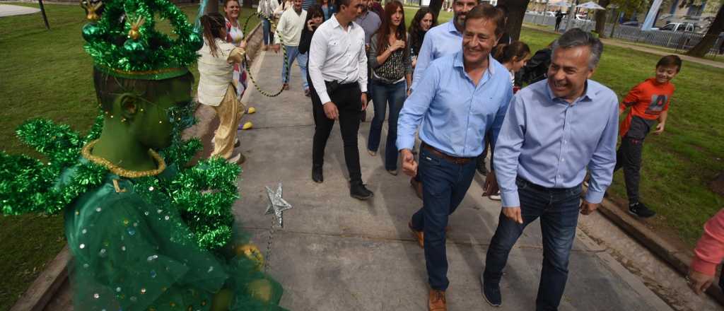 Cornejo y Suárez inauguraron el nuevo Parque O'Higgins