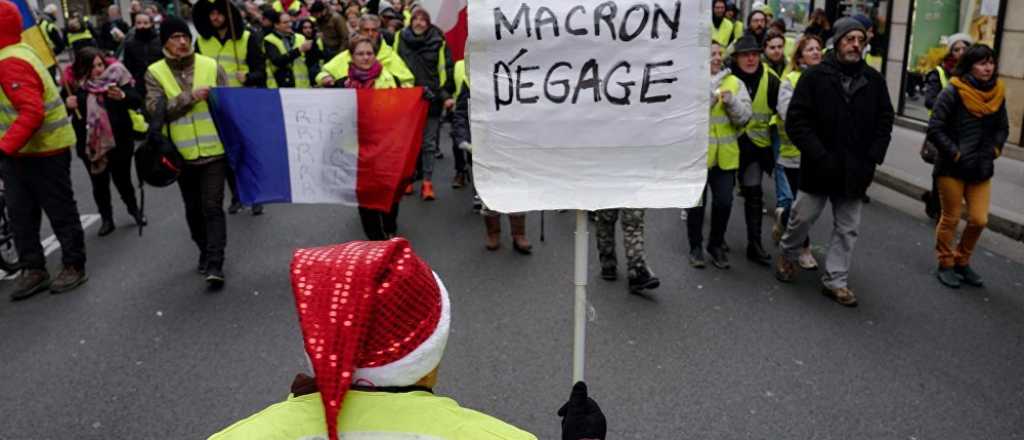 Desmanes y detenidos en Francia por protesta de Chalecos Amarillos