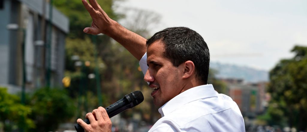 Guaidó llamó a una huelga general: "No hay vuelta atrás"