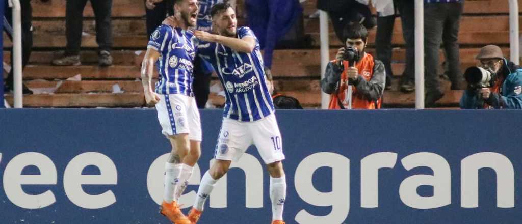 ¡El Tomba, a octavos de final de la Copa Libertadores!
