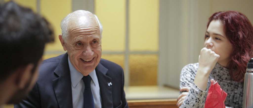 Lavagna ratific&oacute; que ser&aacute; candidato a Presidente 