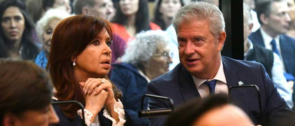 Cristina Kirchner pidió no ir a las audiencias del juicio en su contra