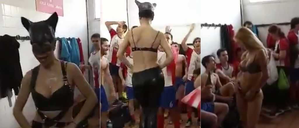 Video: futbolistas festejaron el ascenso con una stripper en el vestuario