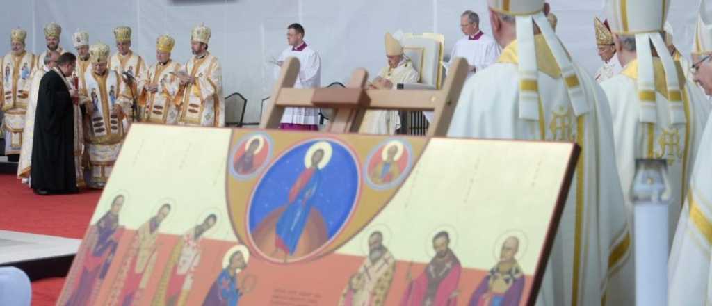 El papa Francisco beatificó a 7 obispos asesinados en Rumania