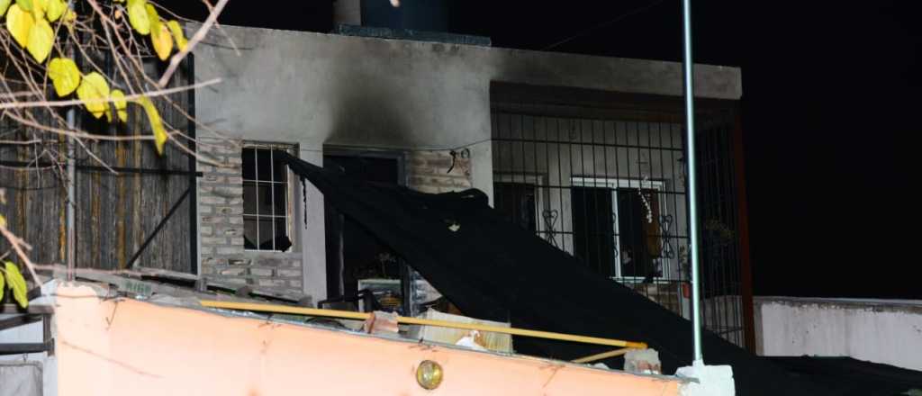 Dos niños murieron en un incendio en una casa de Godoy Cruz