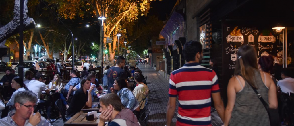 Empresarios de la Arístides piden que vuelvan los boliches bailables a Ciudad