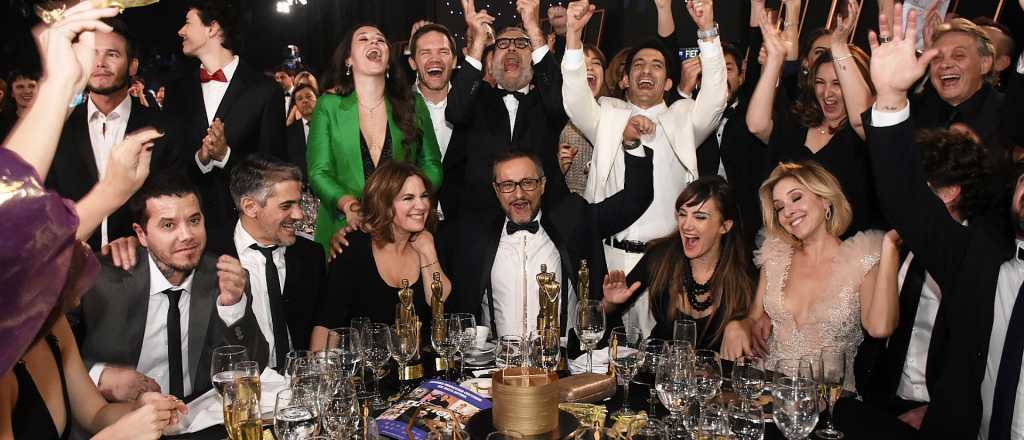 "100 d&iacute;as para enamorarse" gan&oacute; el Mart&iacute;n Fierro de Oro