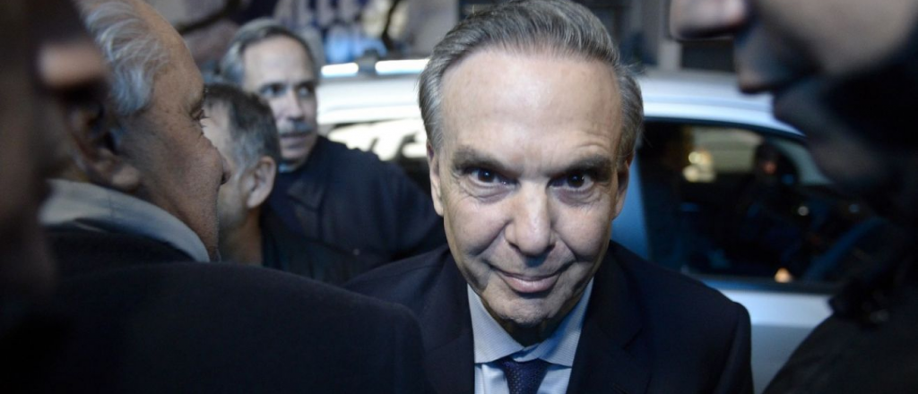 "Pichetto era un espía de Macri metido entre nosotros", dijo Bonafini