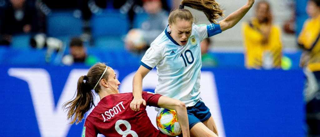 Argentina la sac&oacute; barata: perdi&oacute; ante Inglaterra solo por un gol