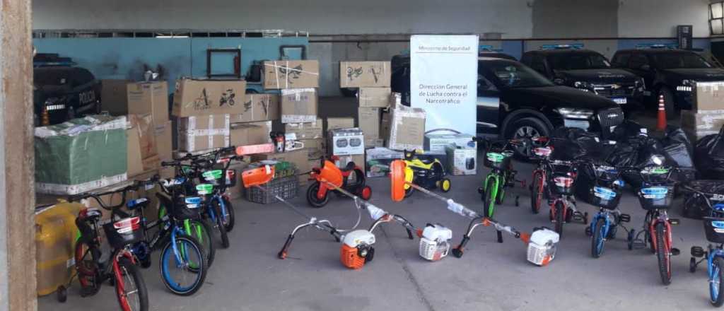 Secuestraron m&aacute;s de un mill&oacute;n de pesos de mercader&iacute;a ilegal