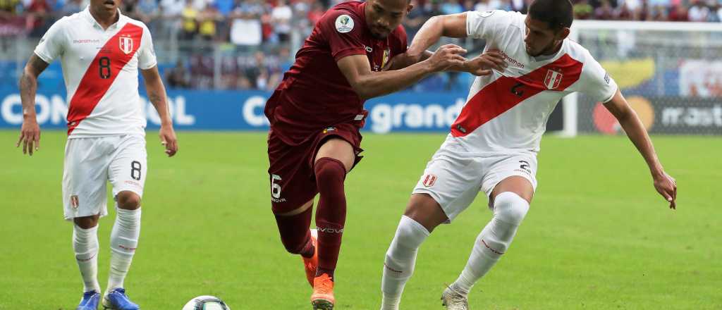 Por dos goles anulados por el VAR, Per&uacute; no pudo vencer a Venezuela