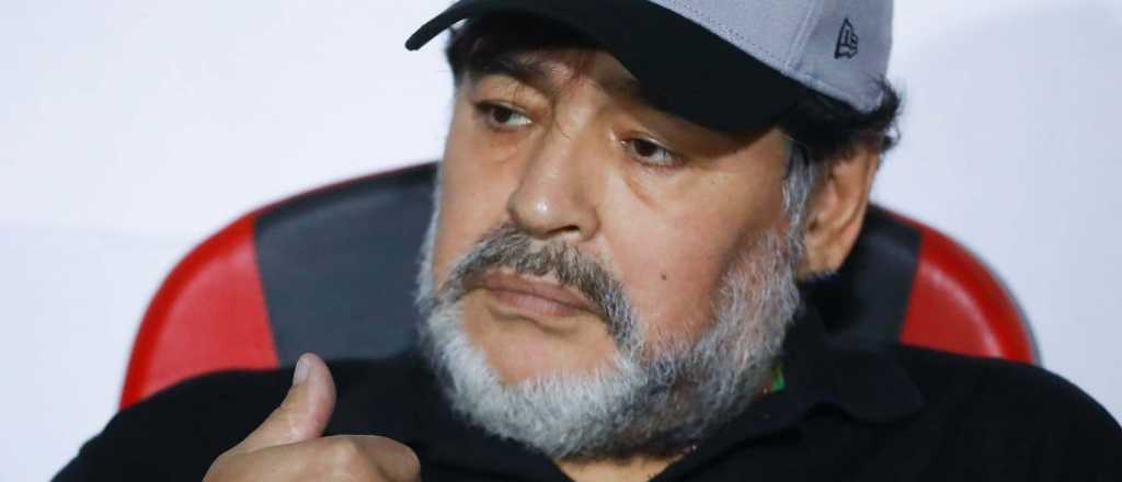Confirmado: Maradona se convirtió en técnico de Gimnasia La Plata