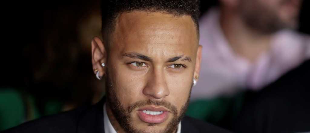 PSG venderá a Neymar, pero no al Barcelona