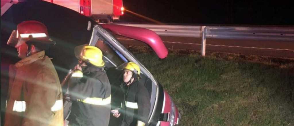Volc&oacute; un micro que llevaba j&oacute;venes bailarines argentinos a Uruguay