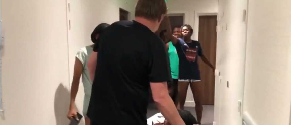 Video: festejaron "a las piñas" el pase a octavos del mundial de fútbol femenino