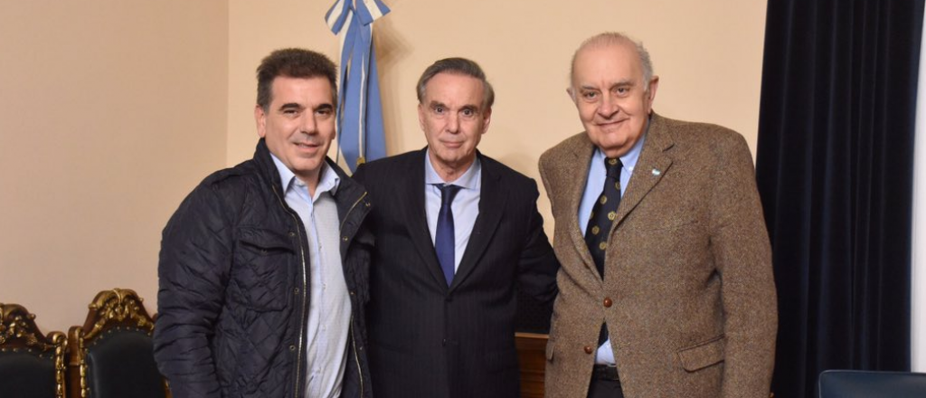 Espert denunció que el gobierno "hace lo imposible" para bajarlo