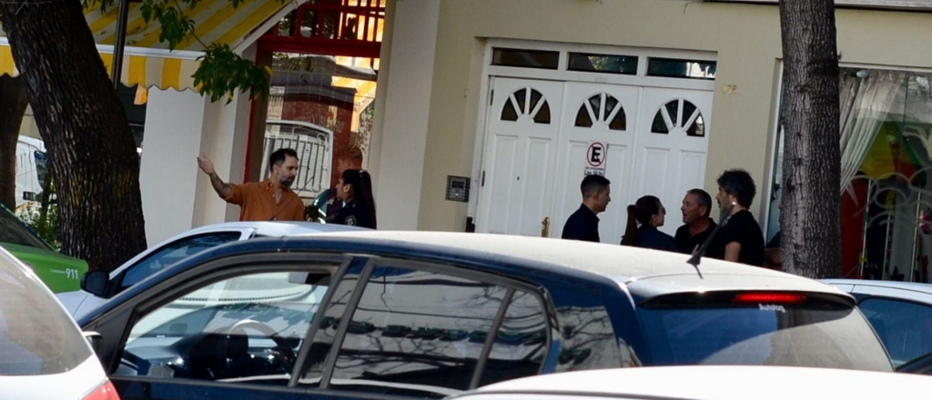 Mujer polic&iacute;a denunci&oacute; que el marido le rob&oacute; su arma y se llev&oacute; al hijo