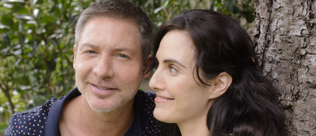 &iquest;Nuevo amor? Adri&aacute;n Suar y Julieta D&iacute;az, a los besos en la fiesta de Pol-Ka