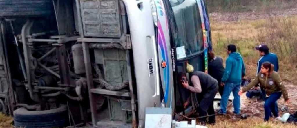 Definen si le dan prisi&oacute;n preventiva a los choferes del vuelco de Tucum&aacute;n