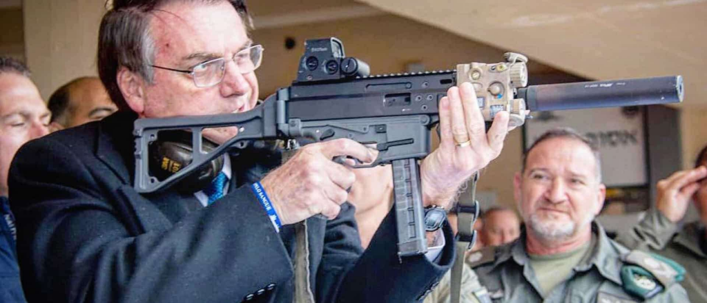 Bolsonaro defendi&oacute; el trabajo infantil y la portaci&oacute;n de armas de ni&ntilde;os
