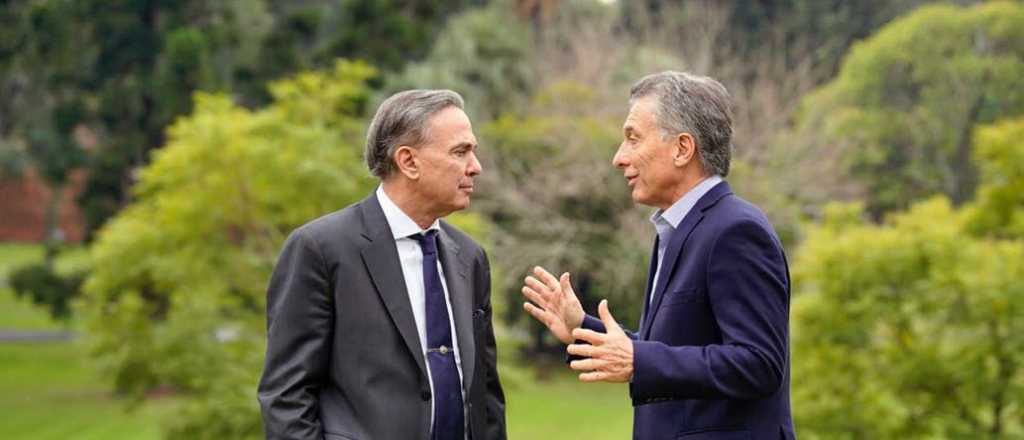 Macri "lo muestra" a Pichetto en el D&iacute;a de la Independencia