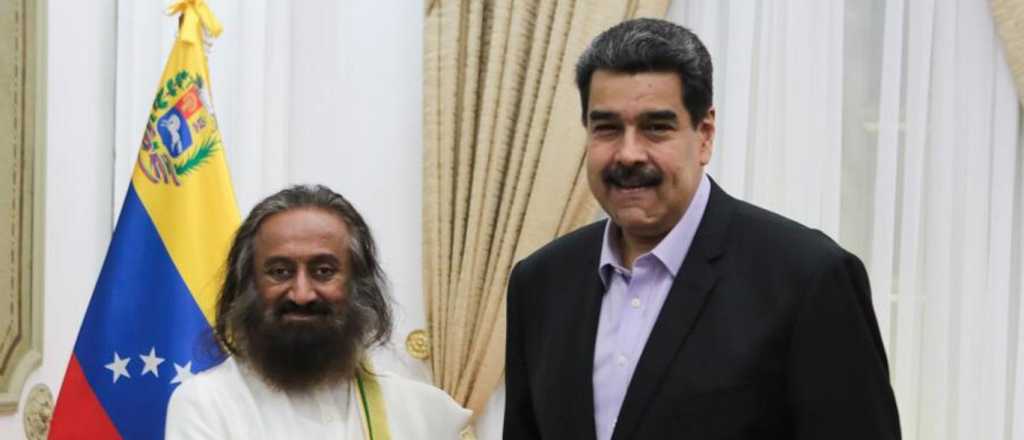 Maduro recibió a Ravi Shankar, el famoso gurú de Los Beatles, para "mediar"