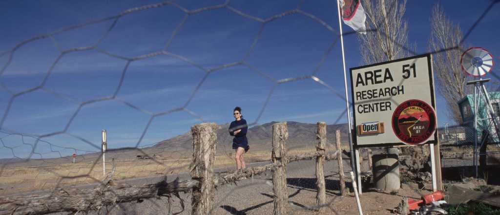 M&aacute;s de un mill&oacute;n de personas planean ir al &Aacute;rea 51 y les advirtieron que no lo hagan