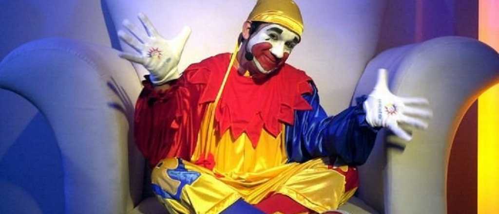 Pi&ntilde;&oacute;n fijo se meti&oacute; con Pichetto, Macri y un tuitero: "Ni K, ni M: Pi&ntilde;&oacute;n Fijo"