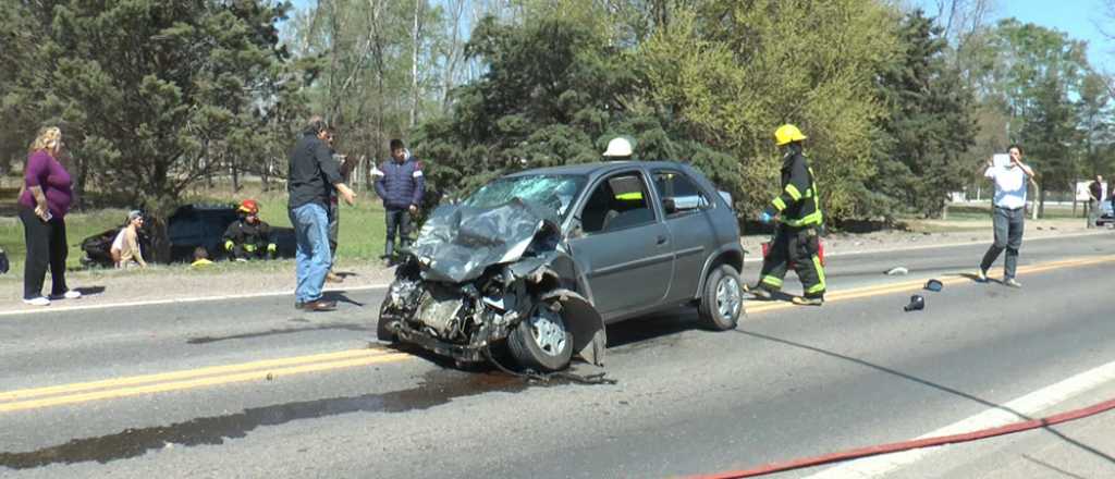 Una familia mendocina volcó en San Juan y dos personas murieron