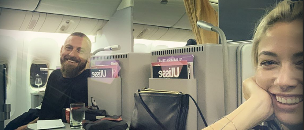 El italiano De Rossi sigui&oacute; el partido de Boca en el avi&oacute;n