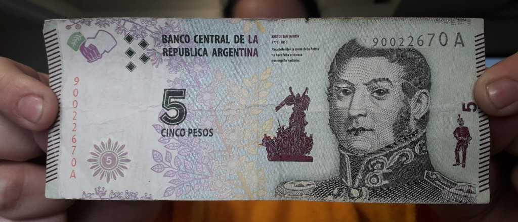 Extendieron plazo para canjear los billetes de 5 pesos por monedas
