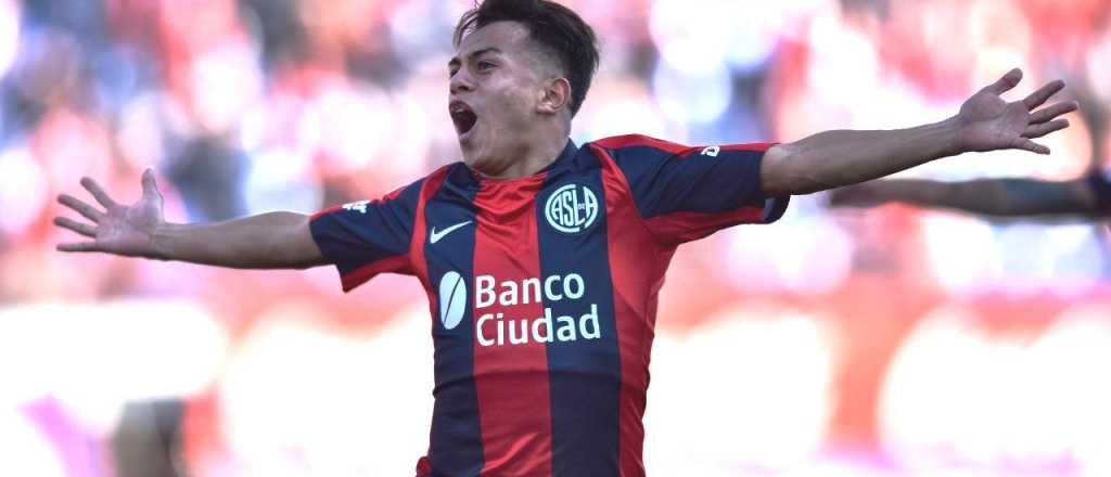 Video: los hinchas de San Lorenzo, indignados por la chicana de un relator