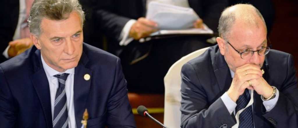 Macri ordenó que los diplomáticos de Maduro abandonen Argentina