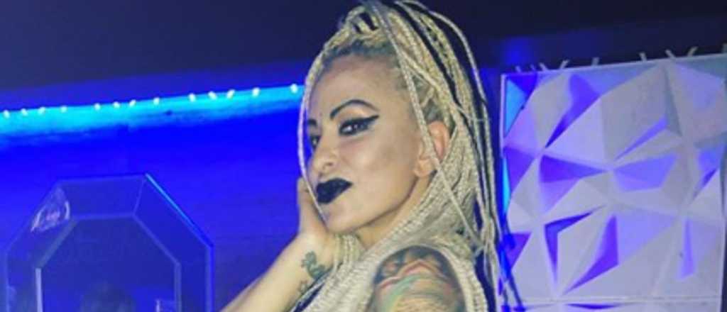 Daniela Cardone irreconocible: sin sexo y llena de gatos