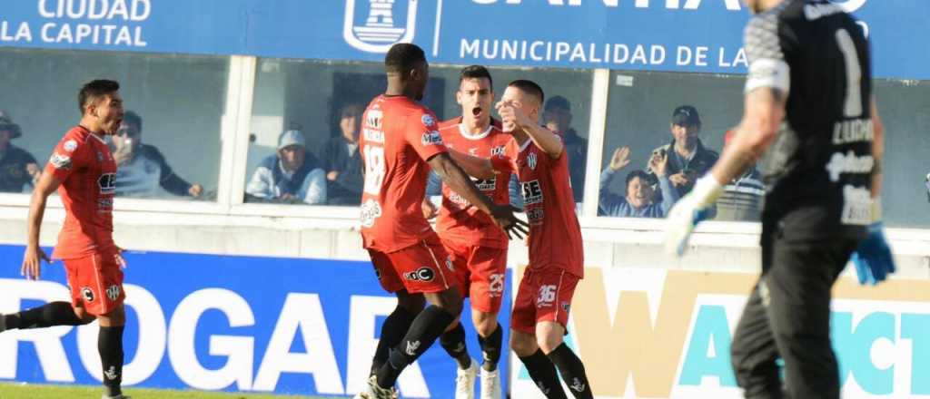 Central Córdoba logró su primera victoria en la Superliga gracias al sol