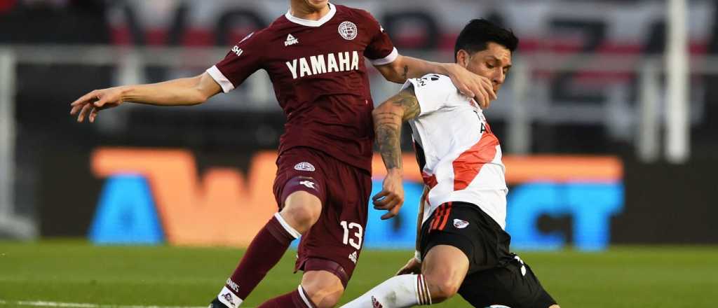 De la Cruz se hizo el "canchero" en el penal y el arquero de Lan&uacute;s lo ataj&oacute;