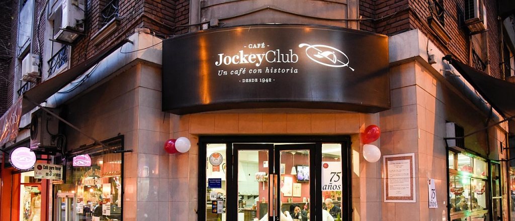 Tres robos al caf&eacute; del Jockey Club en un a&ntilde;o y medio