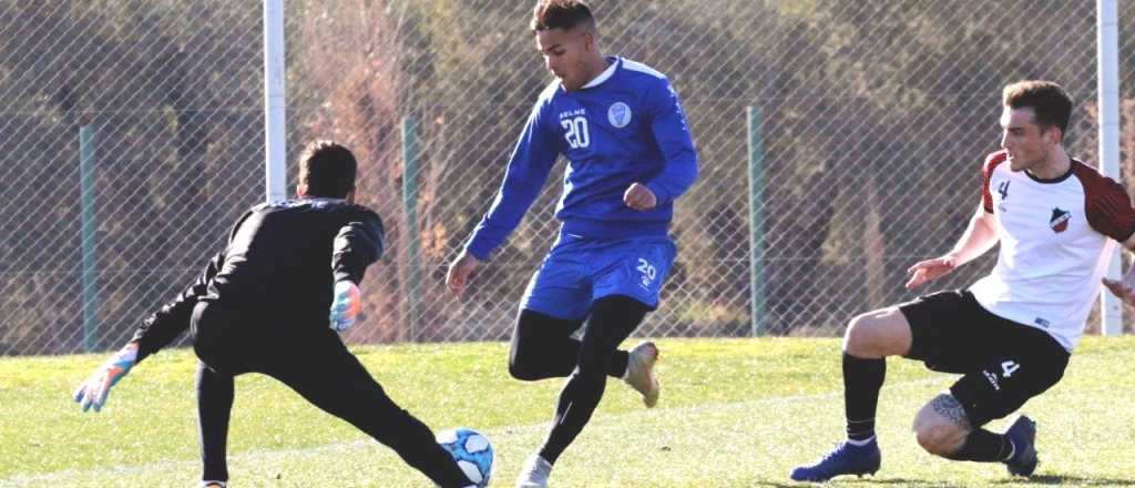 Aprovechando el parate, el Tomba superó a Maipú en un amistoso