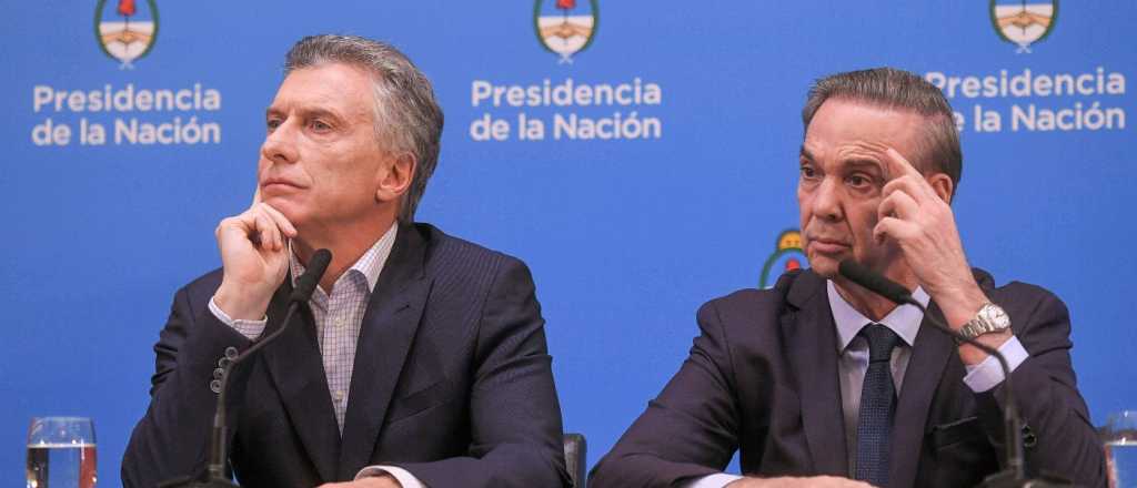 Pichetto: las medidas "son transitorias" y si Macri "gana, al otro día las levanta" 
