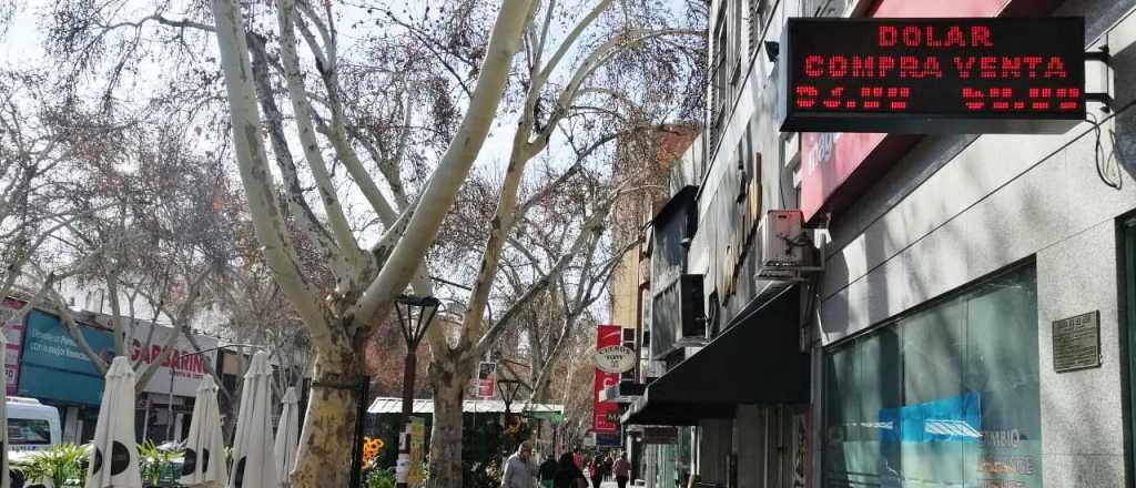 Dólar hoy: en Mendoza se mantiene a $60