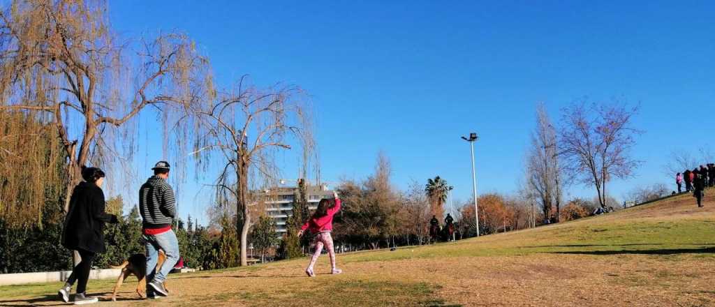 El tiempo en Mendoza: domingo primaveral y Zonda en precordillera
