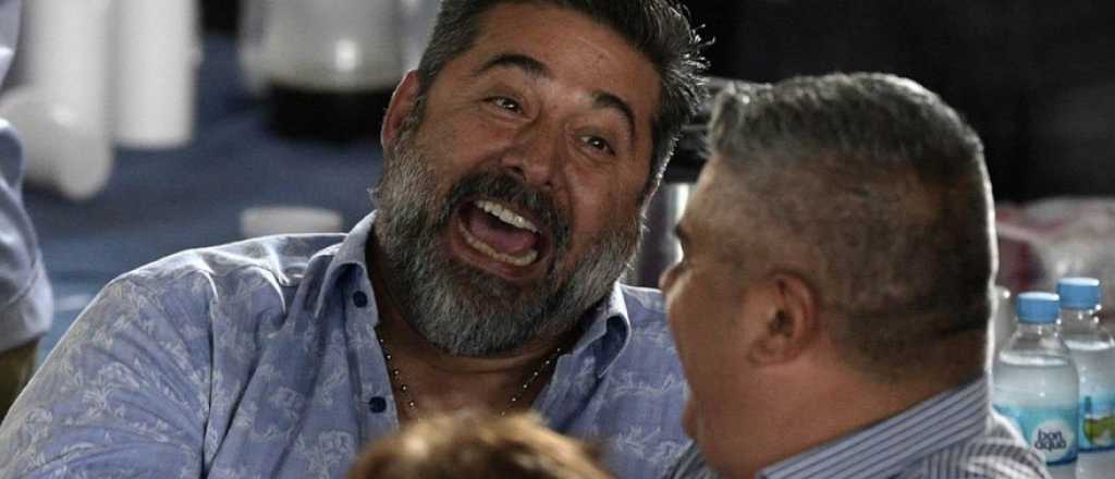 Angelici firm&oacute; con Adidas con el d&oacute;lar a $70 &iquest;Es vidente o sab&iacute;a?