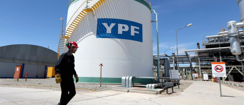 YPF reducirá inversiones por el congelamiento de precios de las naftas