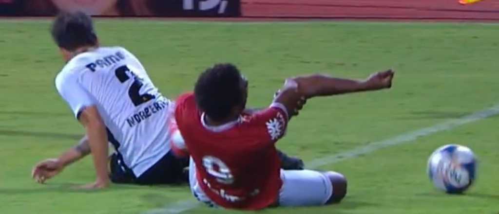 Video: terrible lesión en un partido del ascenso brasileño
