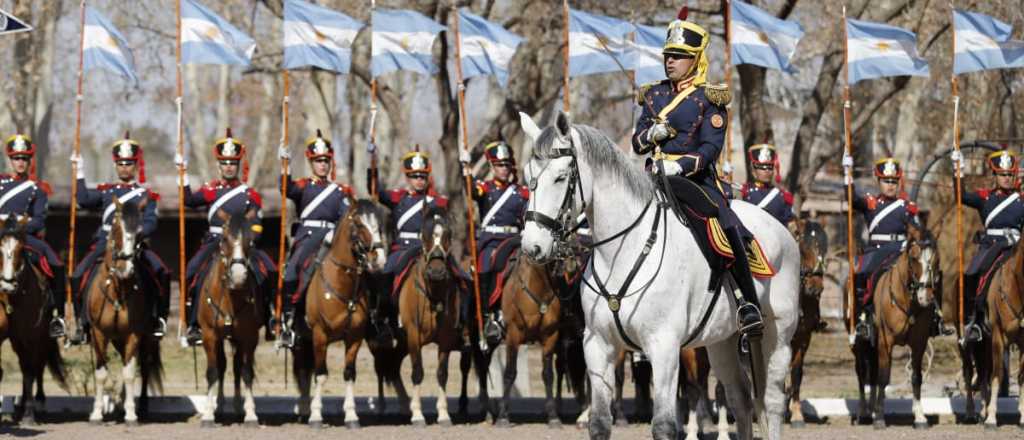 Los Granaderos a Caballo volvieron al Campo Histórico El Plumerillo
