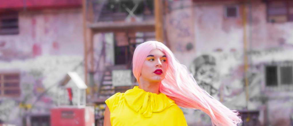 Una drag queen destroz&oacute; a Carlos Tevez