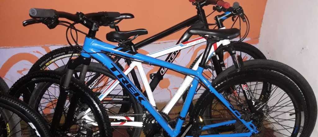 Buscan a los due&ntilde;os de once bicicletas robadas en Ciudad