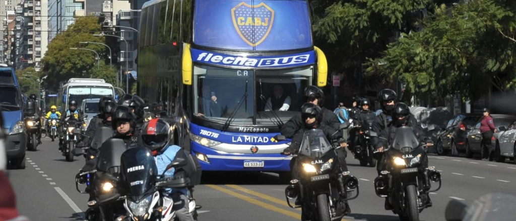 Supercl&aacute;sico: el plantel de Boca lleg&oacute; al Monumental sano y salvo