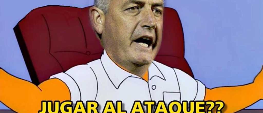 Equipo chico: los mejores memes del supercl&aacute;sico